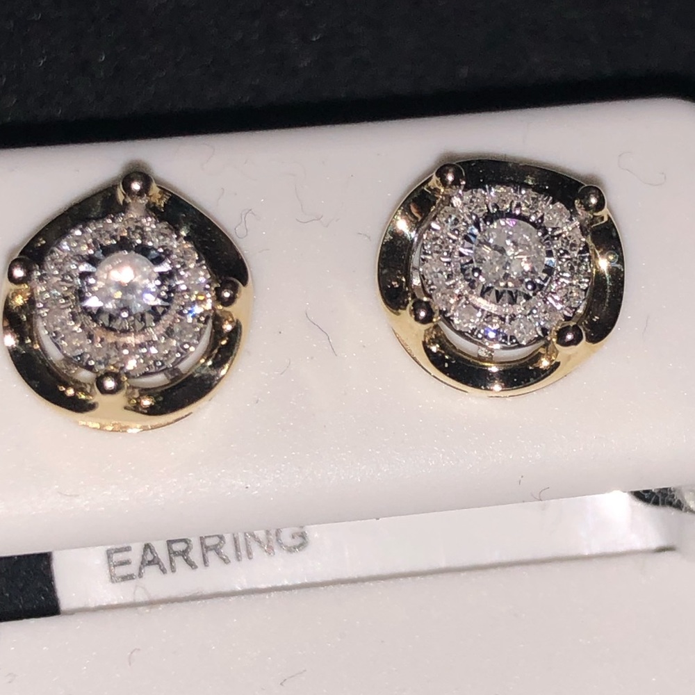 10k solid gold real diamond designer earrings SALE - Picture 6 of 6